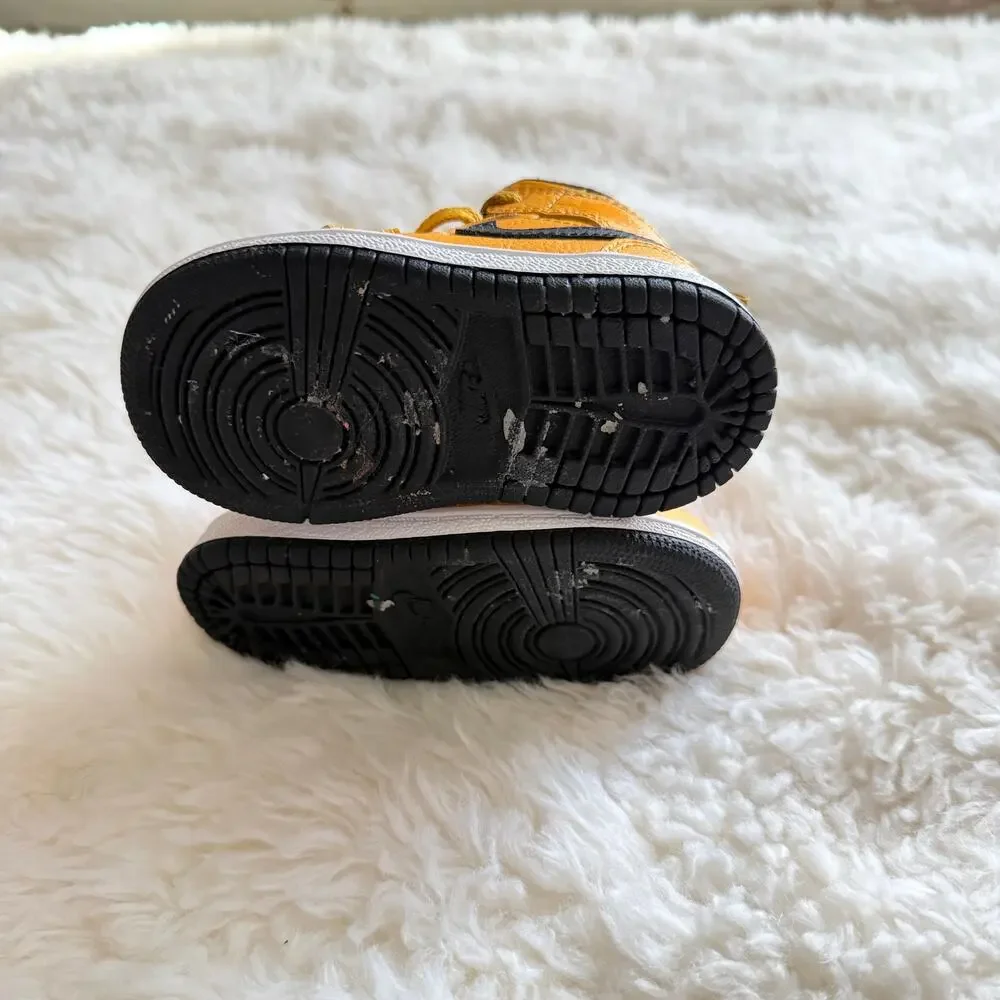 Nike Jordan 1 Mid yellow and black sneaker shoes size 5C